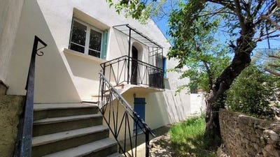 /international/fr/magalas-languedoc-roussillon-120088652643/