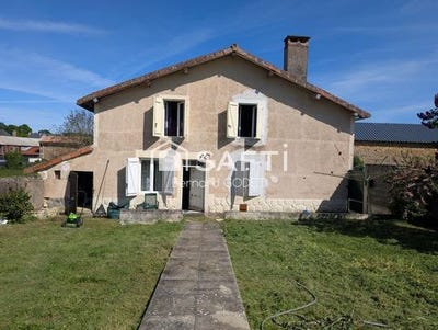 /international/fr/saint-romain-charente-310107528206/