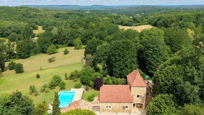 /international/fr/gourdon-rhone-310108673875/?lang=th