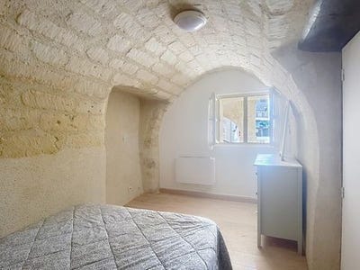 /international/fr/tours-centre-val-de-loire-310100661160/