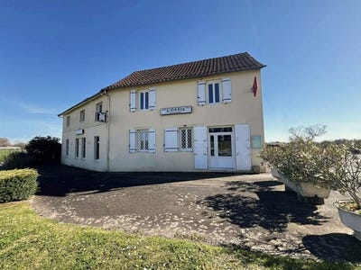 /international/fr/sarlande-aquitaine-310108184527/