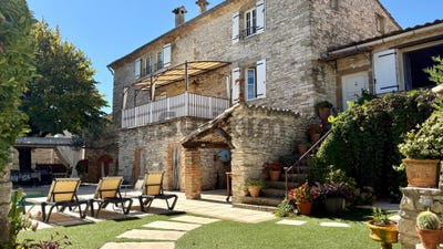 /international/fr/mons-charente-310103465555/