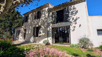 /international/fr/chateaurenard-provence-alpes-cote-d-azur-310100178539/