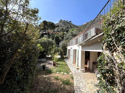 /international/fr/eze-hh-15755404-eze-provence-alpes-cote-d-azur-310100957894/?lang=zh-tw
