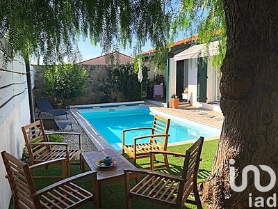 /international/fr/canet-en-roussillon-languedoc-roussillon-310098417974/