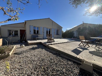/international/fr/pouzols-minervois-languedoc-roussillon-310105720507/