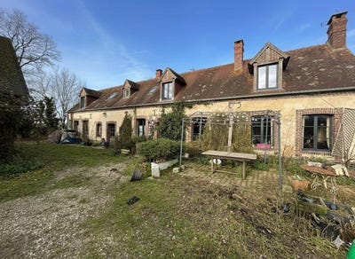 /international/fr/mortagne-au-perche-la-basse-normandie-310105689860/