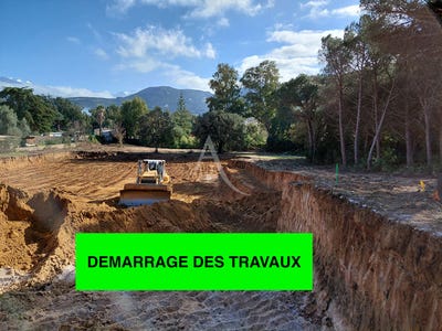 /international/fr/calvi-corsica-310108158618/
