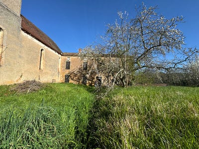 /international/fr/montcabrier-midi-pyrenees-310104467349/