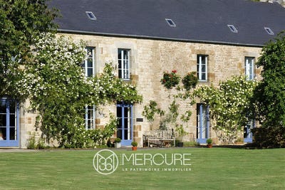 /international/fr/bazouges-la-perouse-brittany-310104935798/