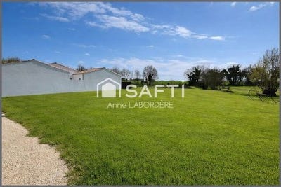 /international/fr/sainte-soulle-charente-310106487943/