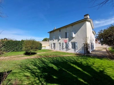 /international/fr/sainte-neomaye-charente-310101061581/?lang=zh-tw