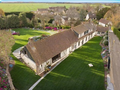 /international/fr/vieuvicq-centre-val-de-loire-310105967101/