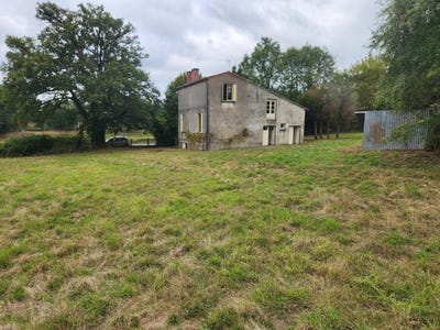 /international/fr/etagnac-charente-310107560389/