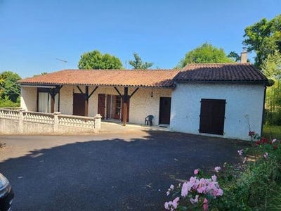 /international/fr/alloue-charente-310100580877/