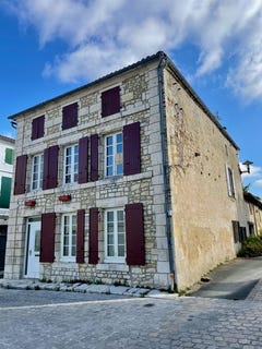 /international/fr/saint-porchaire-charente-310109760893/