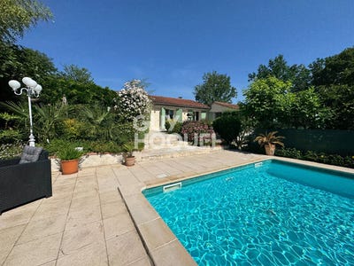 /international/fr/rouffiac-midi-pyrenees-310108596291/