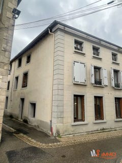 /international/fr/sury-le-comtal-pays-de-la-loire-310100458608/
