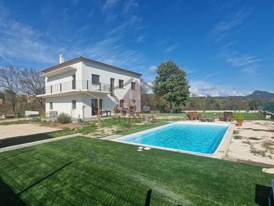 /international/fr/rousson-centre-val-de-loire-310097273984/?lang=zh-cn