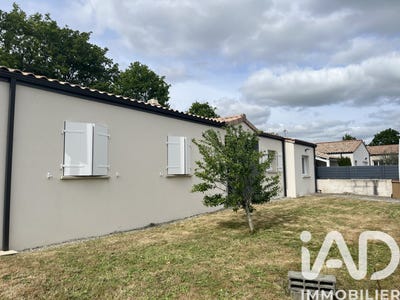 /international/fr/beaulieu-sous-la-roche-pays-de-la-loire-310106165385/