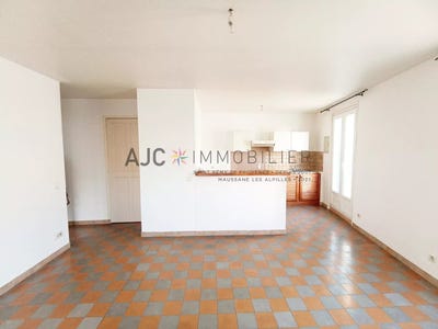 /international/fr/saint-remy-de-provence-provence-alpes-cote-d-azur-310110093716/