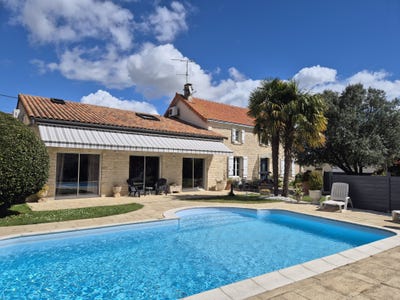 /international/fr/la-faye-limousin-310107443258/
