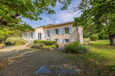 /international/fr/le-tholonet-provence-alpes-cote-d-azur-310099948840/