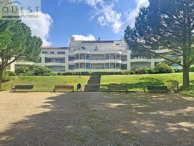 /international/fr/charbonnieres-les-bains-rhone-310107333221/