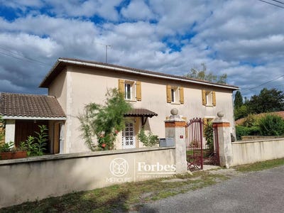 /international/fr/nanteuil-en-vallee-charente-310100647234/?lang=de