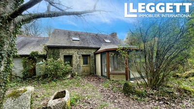 /international/fr/saint-gilles-pligeaux-brittany-310103763760/