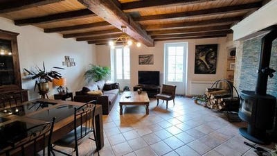 /international/fr/asnieres-la-giraud-charente-310101377647/?lang=pt