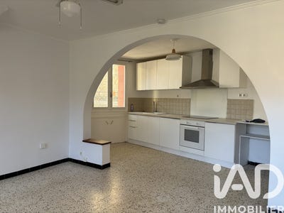 /international/fr/abeilhan-languedoc-roussillon-310104886638/