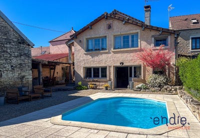 /international/fr/ladoix-serrigny-burgundy-310107887437/