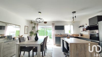 /international/fr/menneval-upper-normandy-310099939056/