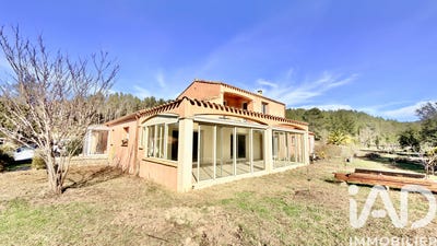 /international/fr/saint-pierre-des-champs-languedoc-roussillon-310106133279/