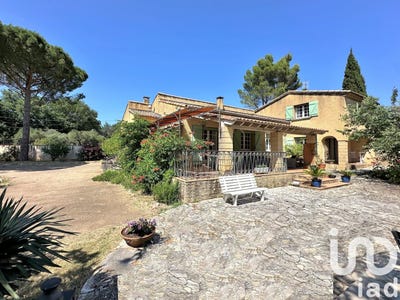 /international/fr/castillon-du-gard-languedoc-roussillon-310100536334/?lang=zh-tw
