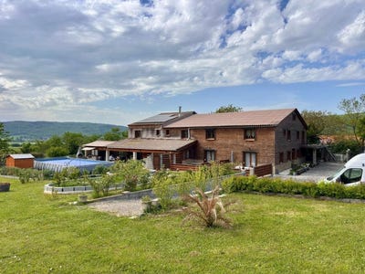/international/fr/puivert-languedoc-roussillon-310107921922/