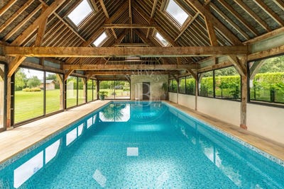 /international/fr/saint-gatien-des-bois-la-basse-normandie-310098747114/?lang=en