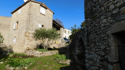 /international/fr/allegre-les-fumades-languedoc-roussillon-310109745912/