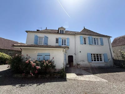 /international/fr/prechacq-navarrenx-aquitaine-310109179749/