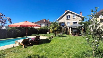 /international/fr/brive-la-gaillarde-limousin-310108480759/
