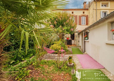 /international/fr/albi-midi-pyrenees-310108953836/?lang=th
