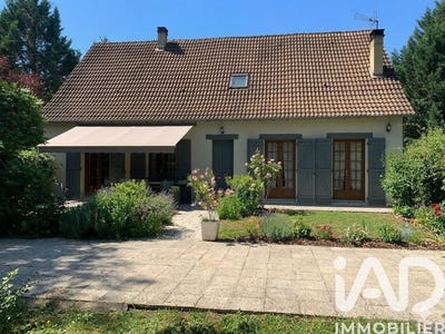 /international/fr/terrasson-lavilledieu-aquitaine-310106419677/