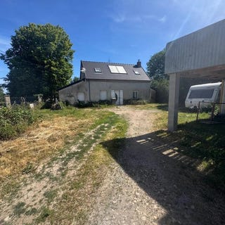 /international/fr/durdat-larequille-auvergne-310109015040/