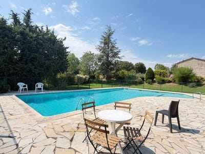 /international/fr/grasse-provence-alpes-cote-d-azur-310109096154/
