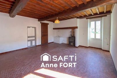 /international/fr/hautefage-la-tour-aquitaine-310106831704/