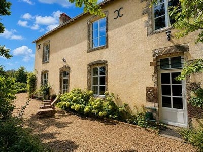 /international/fr/beaumont-sur-sarthe-pays-de-la-loire-310108972469/