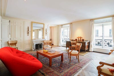 /international/fr/paris-1er-ile-de-france-310108671295/