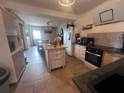 /international/fr/savigny-en-veron-centre-val-de-loire-310109422500/