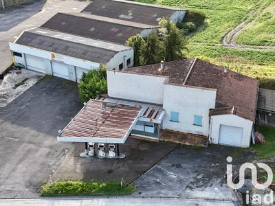 /international/fr/montboyer-charente-310108372326/